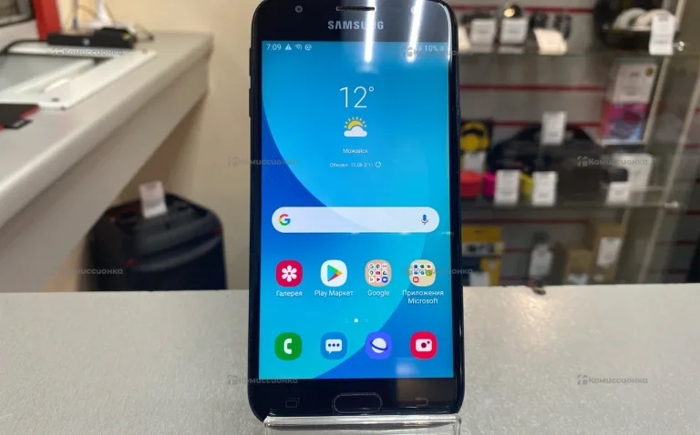 Samsung Galaxy J3 (2018) 2/16 ГБ