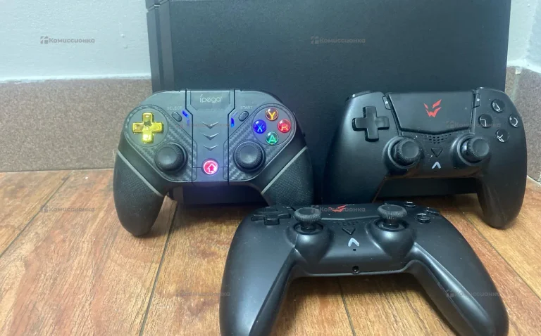Приставка Sony PS 4