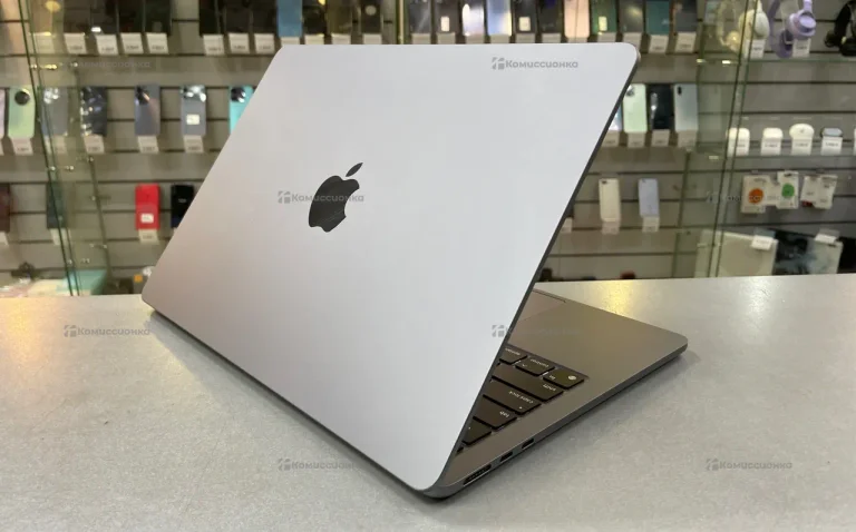 Ноутбук Apple MacBook Air M2, 2022 г.