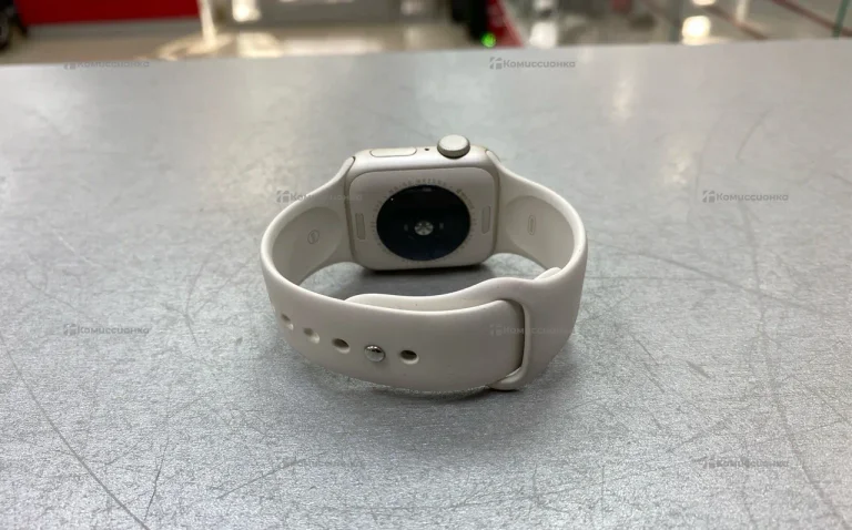 Часы Apple Watch SE 40mm