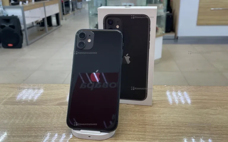 Apple iPhone 11 4/64 ГБ