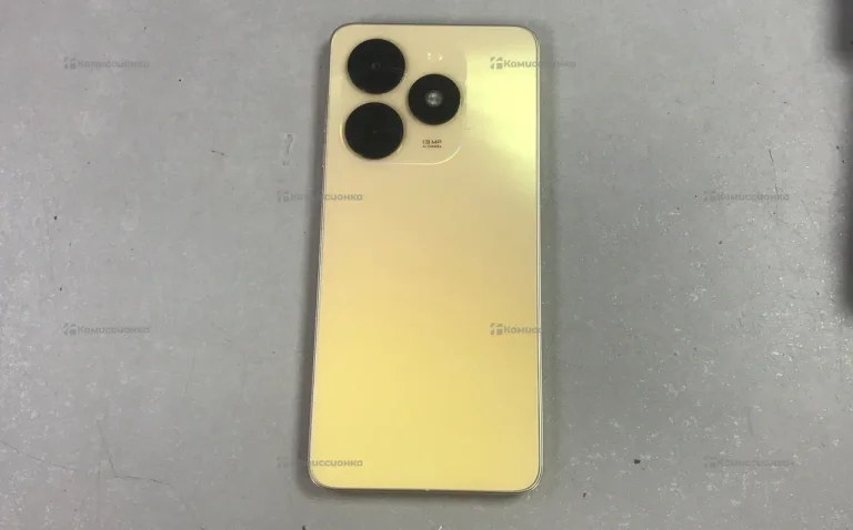 Tecno Tecno Spark go 2024 4/64 gb