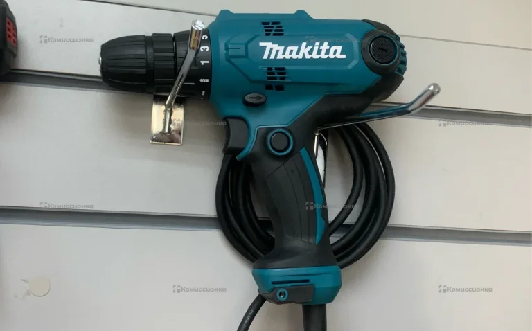 сетевой шуроповерт Makita df0300x3