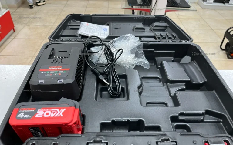 Аккумуляторный перфоратор CROWN CT28001HX-4 BMC