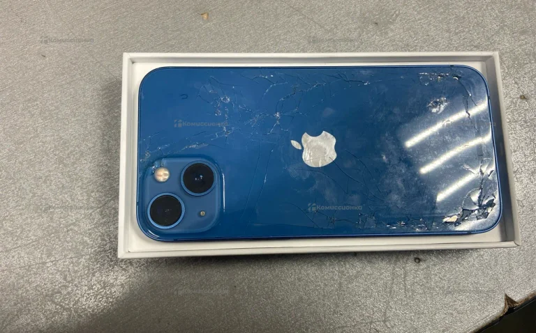 Apple iPhone 13 4/128 ГБ