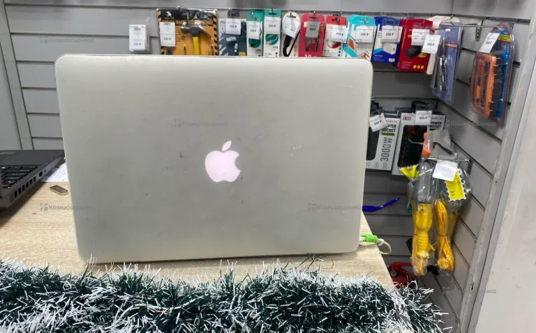 Ноутбук  MacBook Air 13 2017