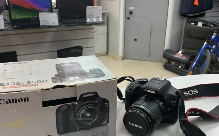 Фотоаппарат canon sis 550d
