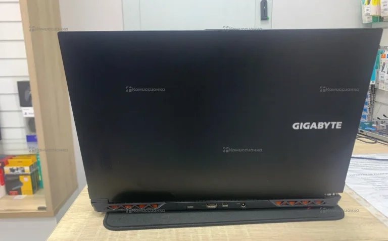 Ноутбук  Gigabyte G5