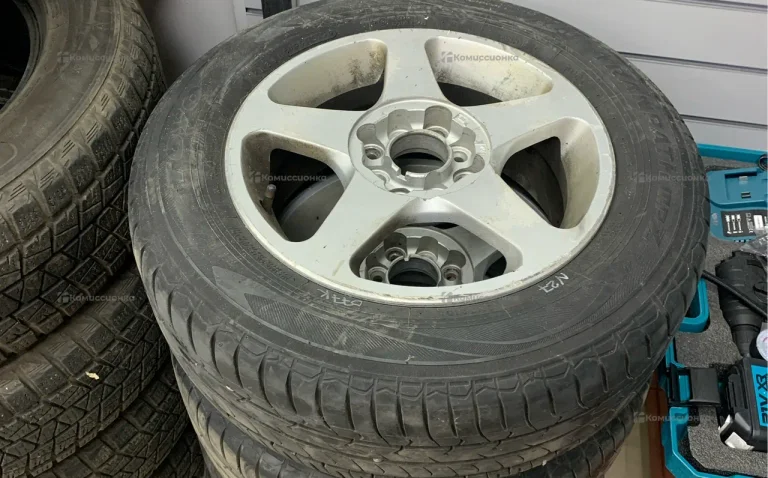 Шины Toyo на дисках r15