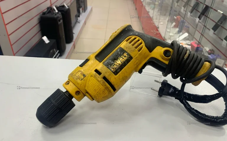 Дрель dewalt DWD024