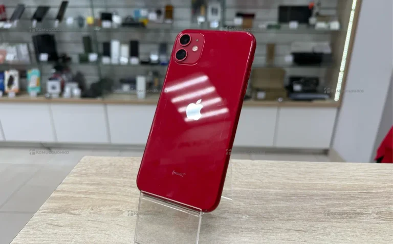 Apple iPhone 11 4/64 ГБ