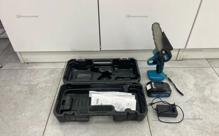 Аккумуляторная цепная пила Makita (реплика)