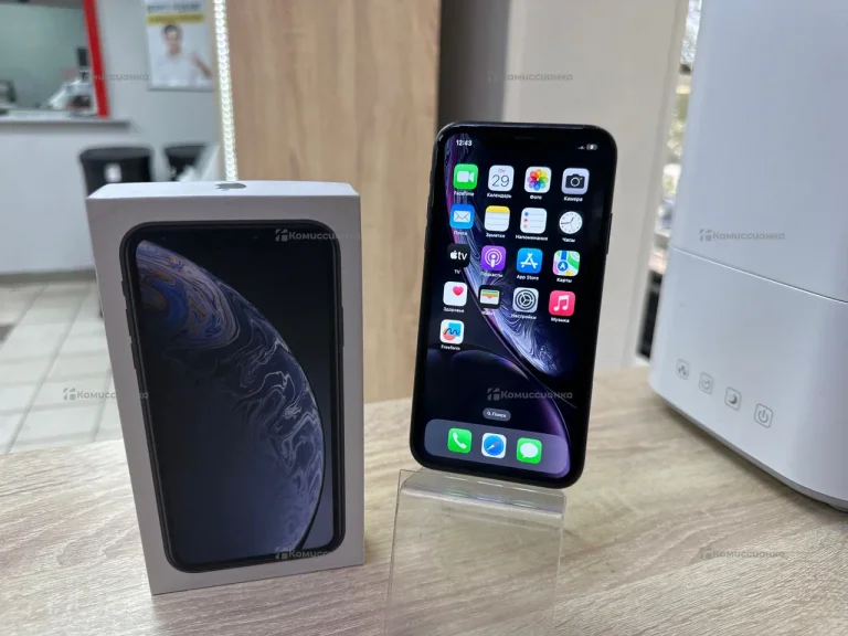 Apple iPhone XR 3/64 ГБ