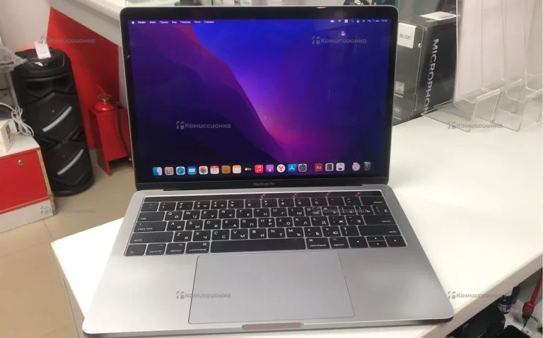 Ноутбук MacBook Pro 13 2016 A1706