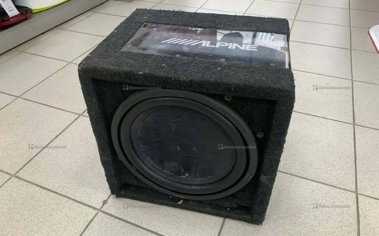 Сабвуфер Alpine 1243