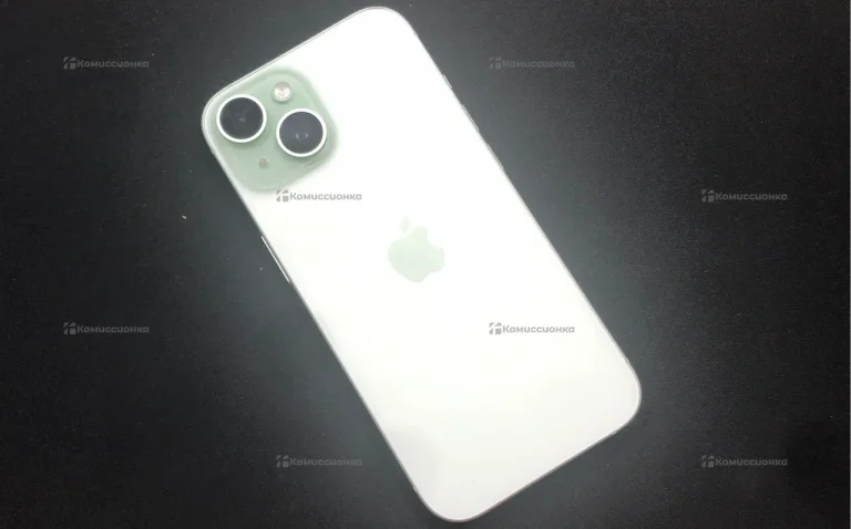 Apple iPhone 15 6/128 ГБ