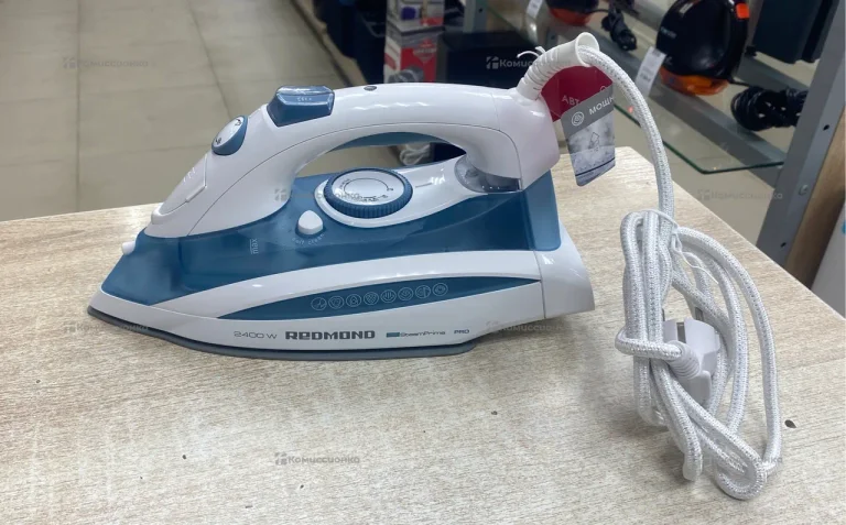 Утюг паровой REDMOND STEAMPRIME PRO RI-c264