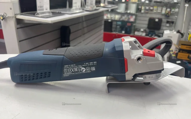 УШМ Bosch GWS 17-150 CL Нет ручки