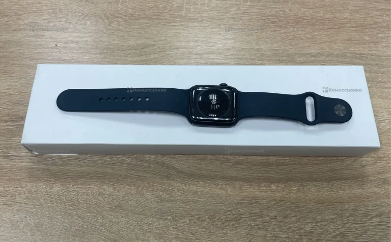 Apple Watch SE 44mm 1 gen