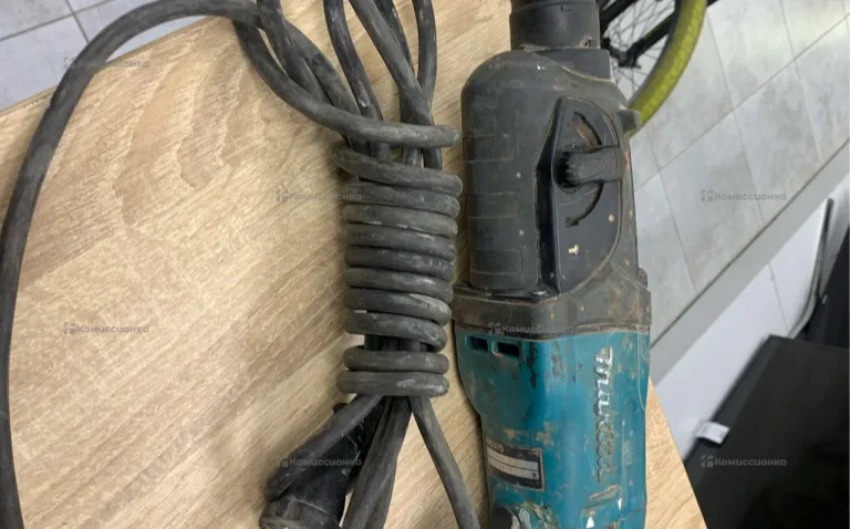 перфоратор makita hr 2470
