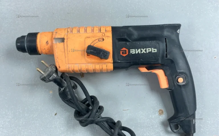 Перфоратор ВИХРЬ П-1200К-М