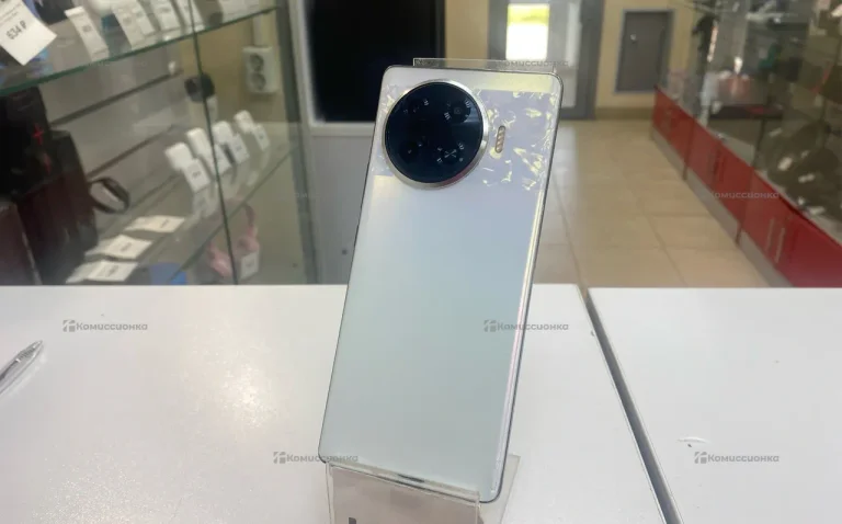 Tecno Spark 20 Pro+ 8/256Gb