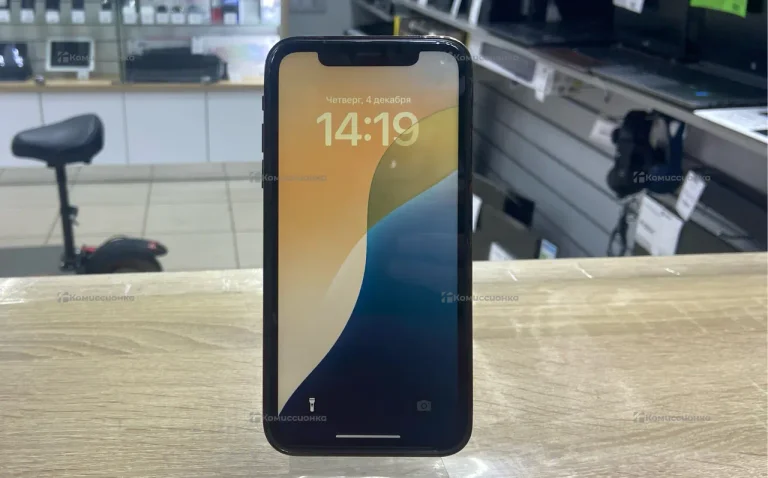 Apple iPhone XR 3/256 ГБ