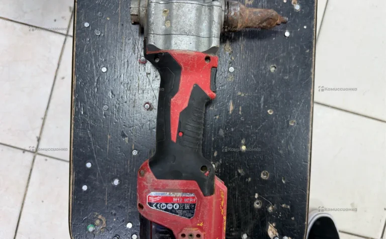 Заклепочник Milwaukee M12 BPRT-0