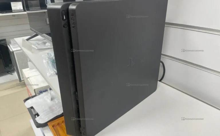 Приставка PS4. приставка PS4 slim 500Gb