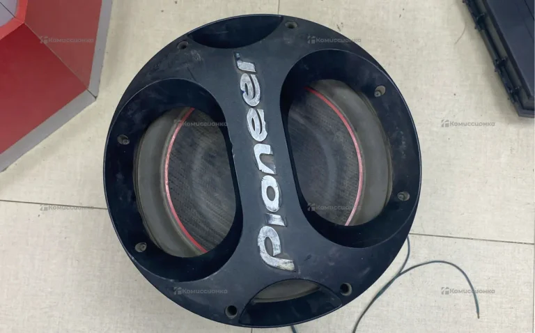 Сабвуфер  Pioneer ts-wx305t