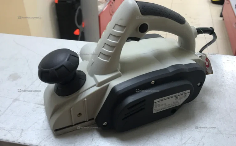 электрический рубанок P-82/800