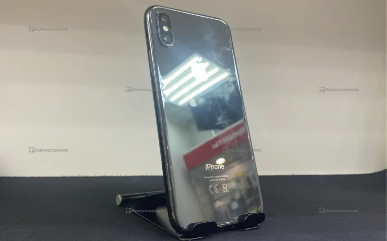 Apple iPhone X 3/64 ГБ