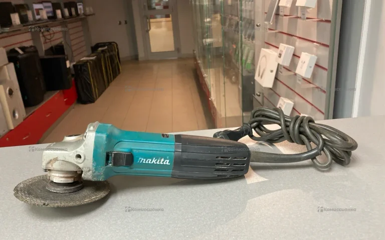 УШМ Makita 125mm GA5030R