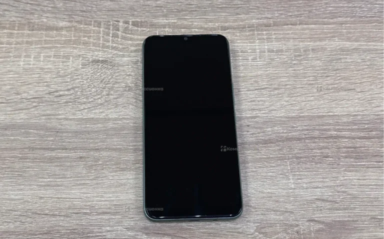 Tecno Spark 7 4/64 ГБ