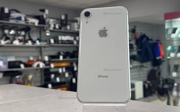 Apple iPhone XR 3/64 ГБ