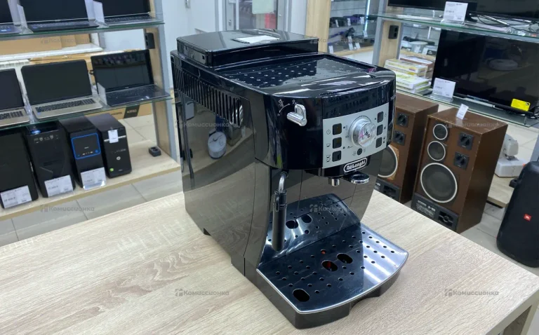 Кофемашина DeLonghi ECAM22.110.B Magnifica S