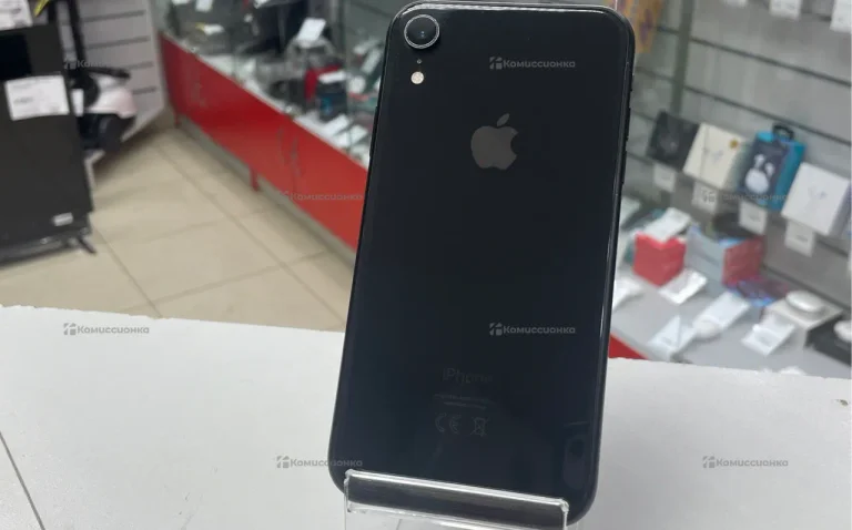 Apple iPhone XR 3/64 ГБ