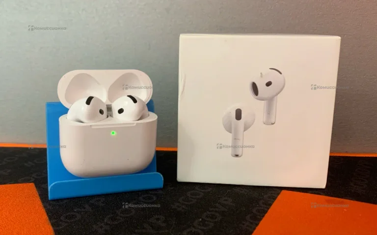 Наушники AirPods 4