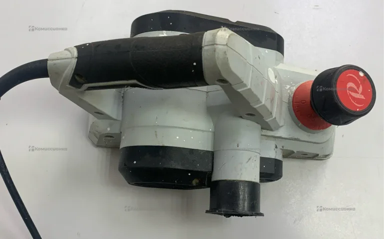 Рубанок электрический Ресанта Р-82/1100