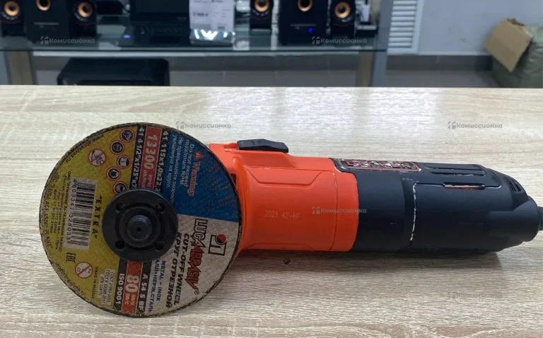 УШМ BLACK+DECKER G650