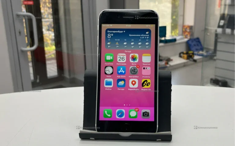 Apple iPhone SE 64Gb