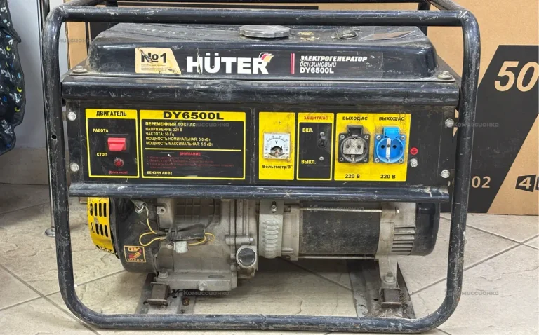 Бензиновая электростанция Huter DY6500LX 15л