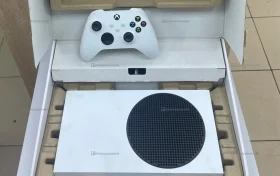 Приставка Microsoft Xbox Series S 512gb