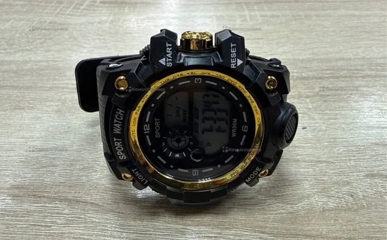 Часы  sport watch