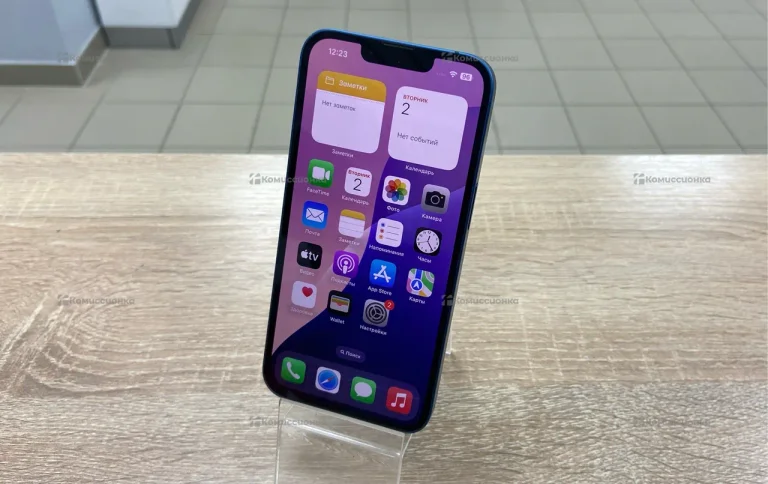 Apple iPhone 13 4/128 ГБ