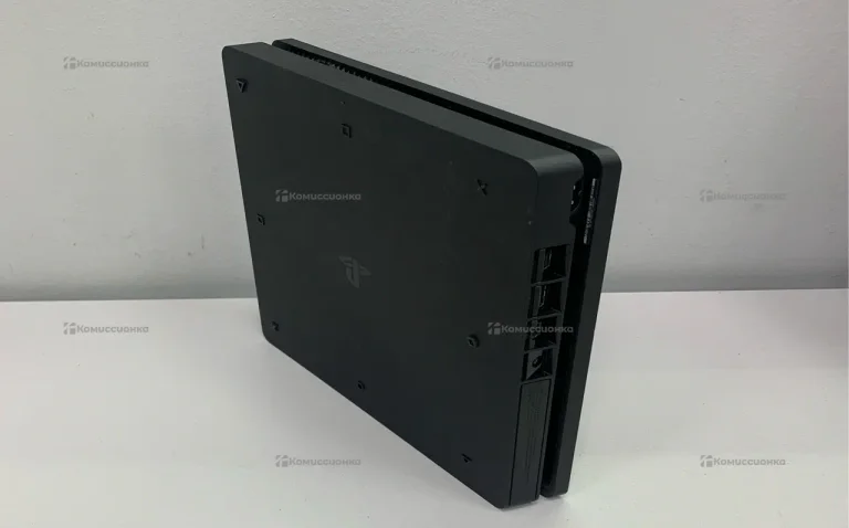 Приставка PS4. slim 1 tb