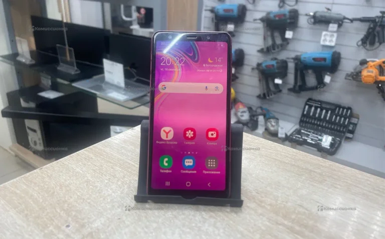 Samsung Galaxy A7 (2018) 4/64 ГБ