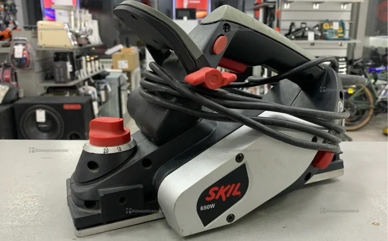 Электрорубанок Skil 1560