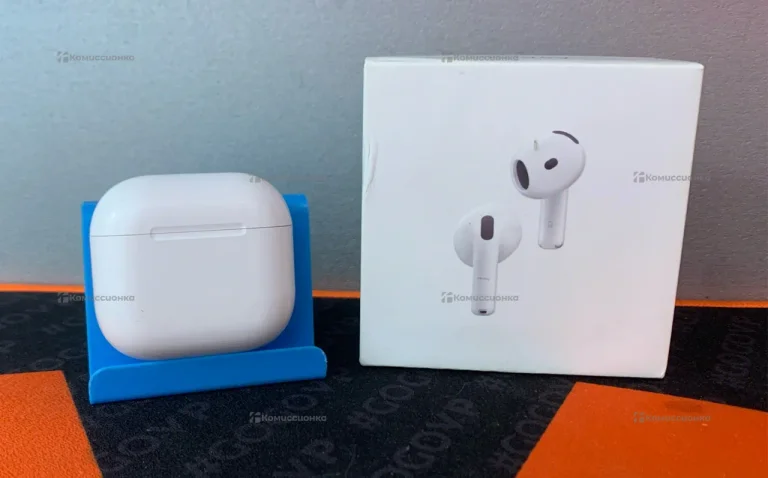 Наушники AirPods 4