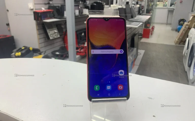 Samsung Galaxy A10 2/32 ГБ